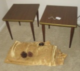 2 TABLES AND CLOTH