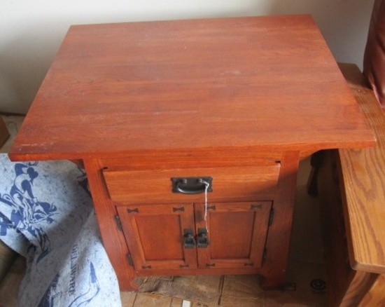 -Mission Oak Style End Table-Measurements are 30”wide, 24” deep, 26” high..  Looks new.