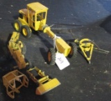 ROAD GRADER AND BACKHOE IN NEED OF REPAIRS TOY