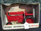 ERTL INTERNATIONAL 966 TRACTOR TOY