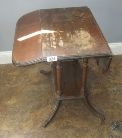 SMALL DROP LEAF TABLE