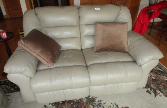 LAZY BOY LEATHER LOVE SEAT RECLINER