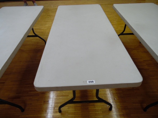 Lifetime 6’ Table