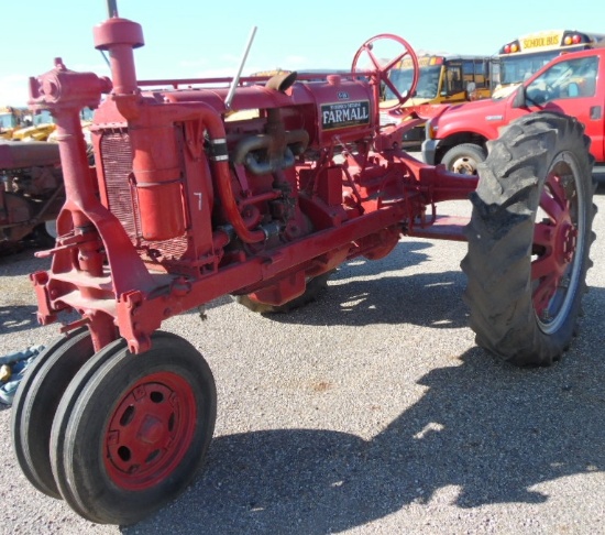 Farmall F20 tractor, engine turns over, has compression