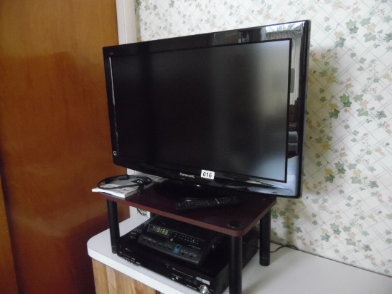 Panasonic TV, DVD, VHS Player and clock
