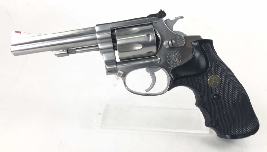 Smith & Wesson .22 Rf Mag Revolver