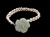 Flower Jade & Freshwater Pearl Bracelet