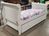 Slay Bed Style Day Bed / Trundle Bed