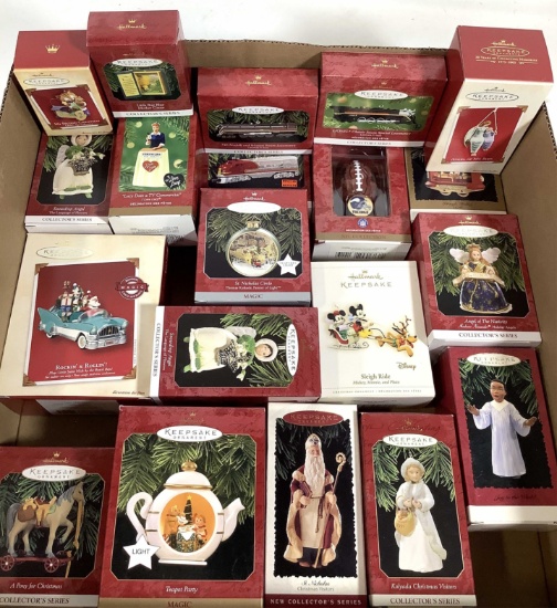 (20) Hallmark Keepsake Christmas Ornaments