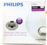Philips Fidelio Desktop Speaker Dock For Iphone 4