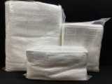 (3 Pc) New White Luxor Bath Towels & Bath Mats