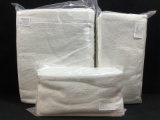 (3 Pc) New Luxor White Bath Towels & Wash Cloths