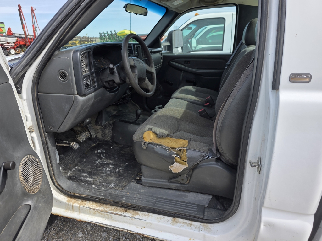 2004 Chevrolet Silverado 2500