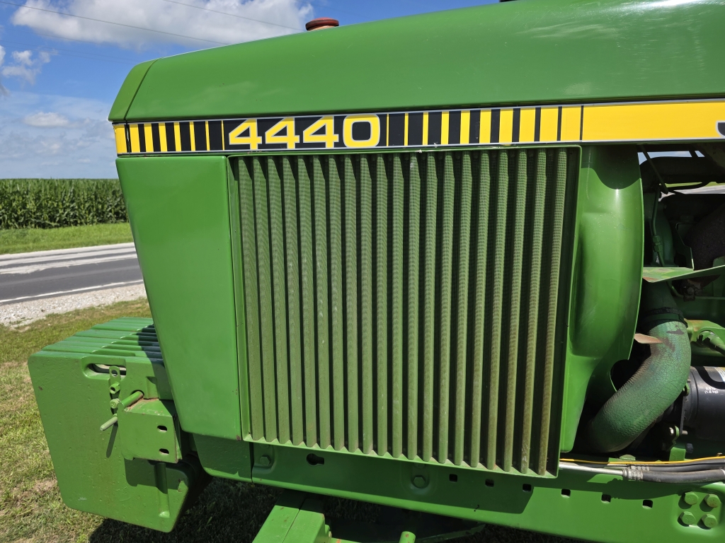 1981 John Deere 4440