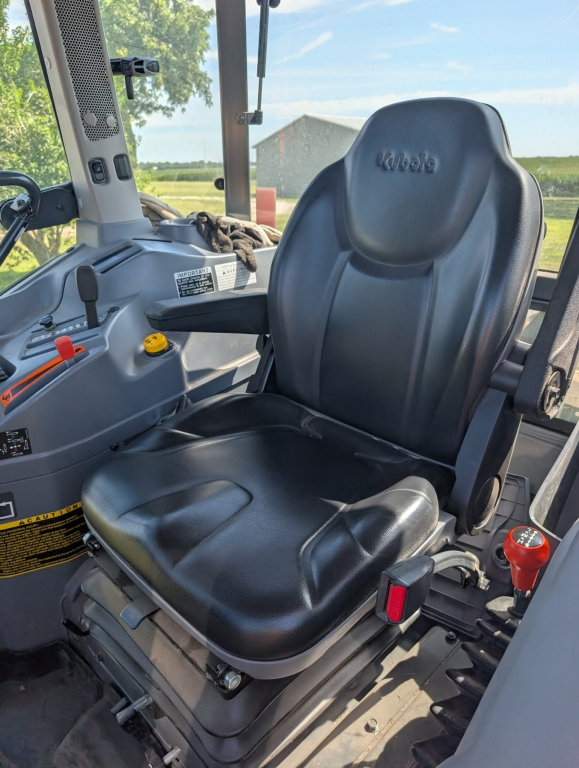 2022 Kubota L3560