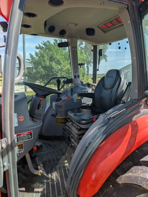 2022 Kubota L3560