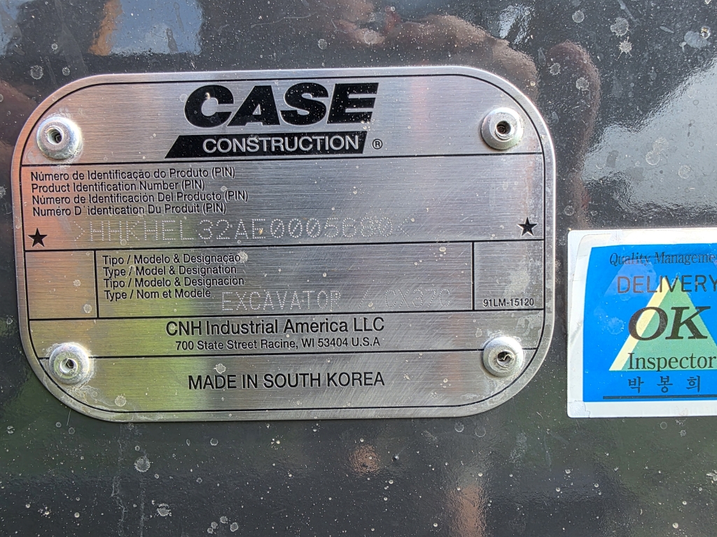 2024 Case CX370C