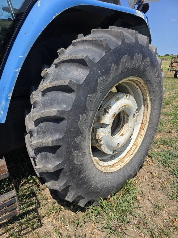 New Holland 7740