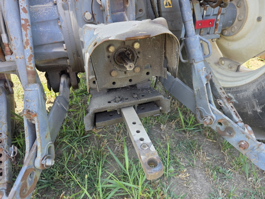 New Holland 7740