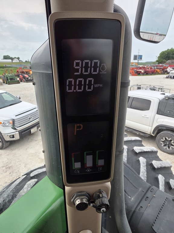 2012 John Deere 9560R