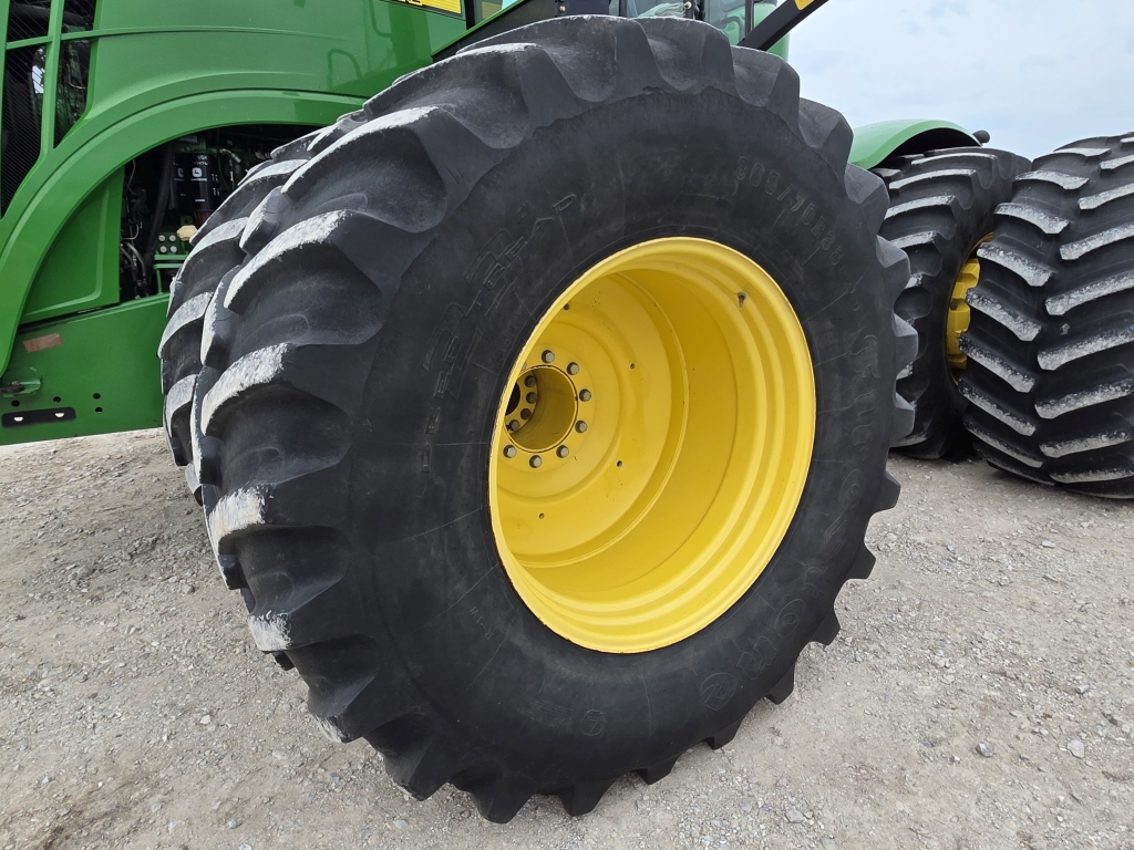 2012 John Deere 9560R
