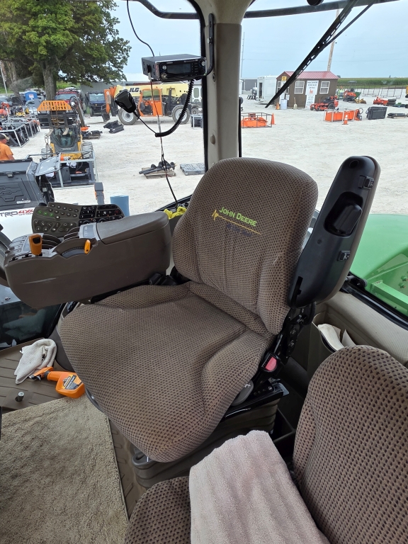 2012 John Deere 9560R
