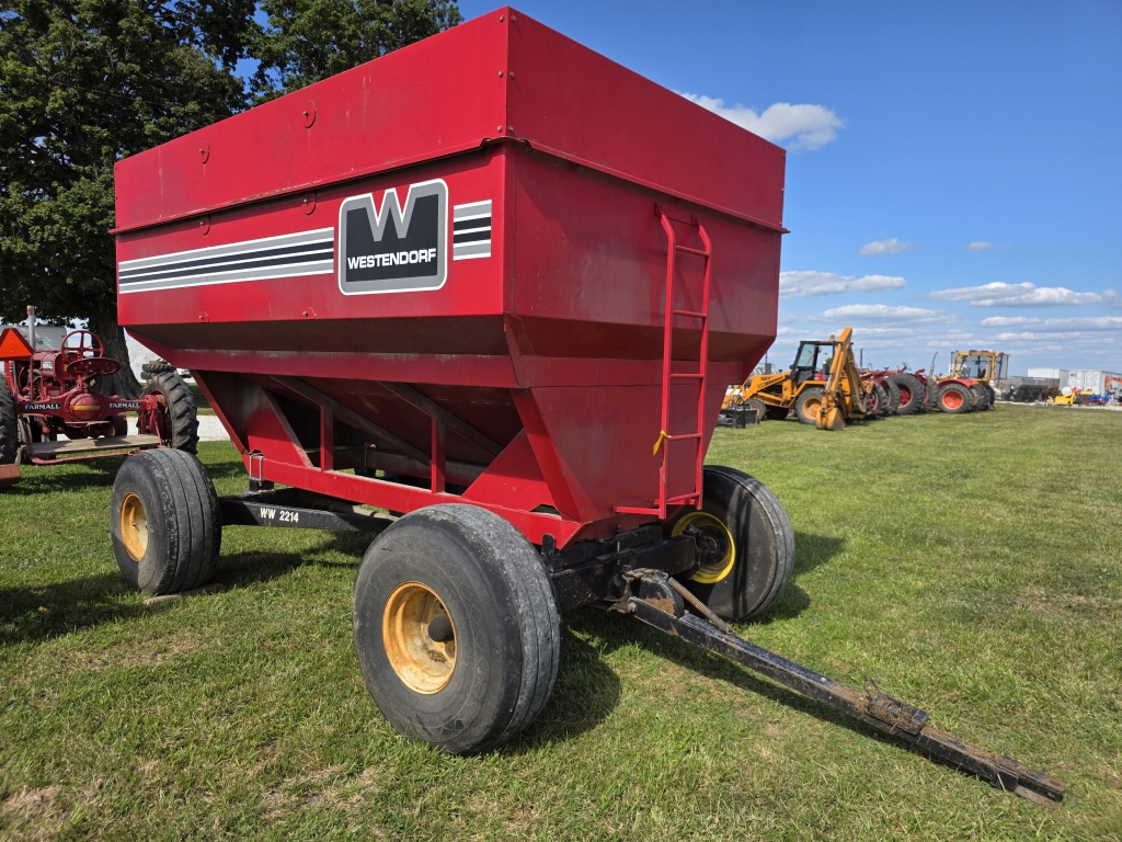 Westendorf 400-Bushel Gravity Wagon
