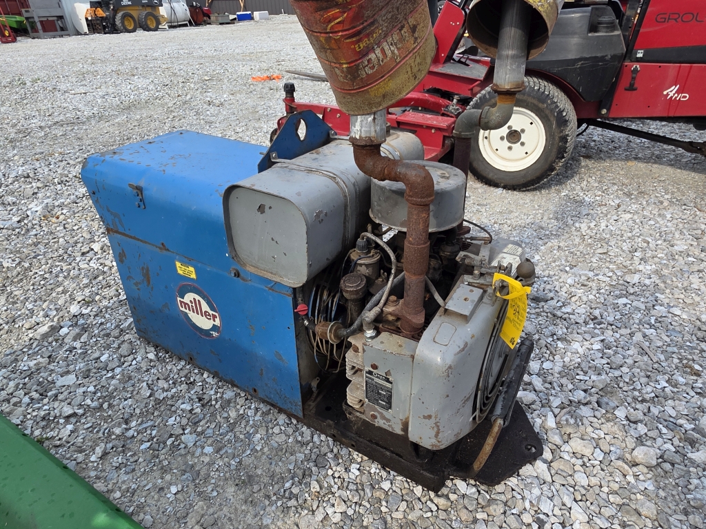 Photo of Miller 200LE