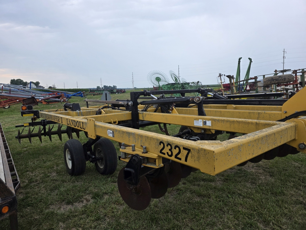 Landoll 2327