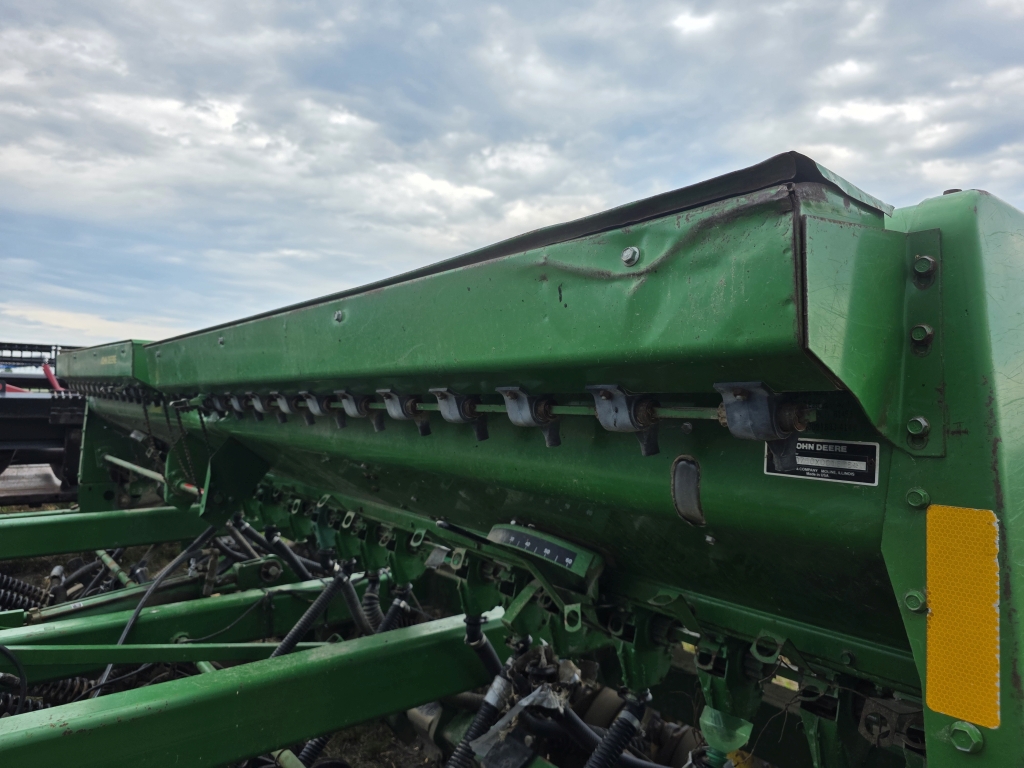 John Deere 750
