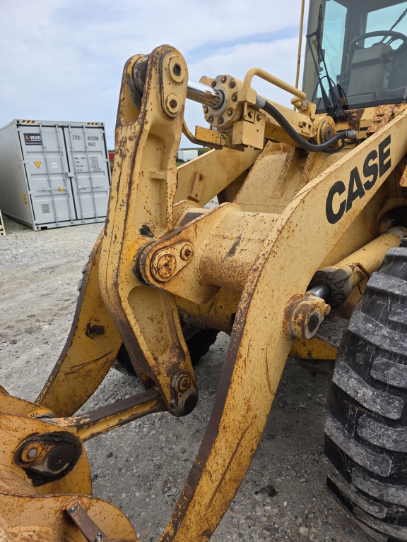 Case 621B
