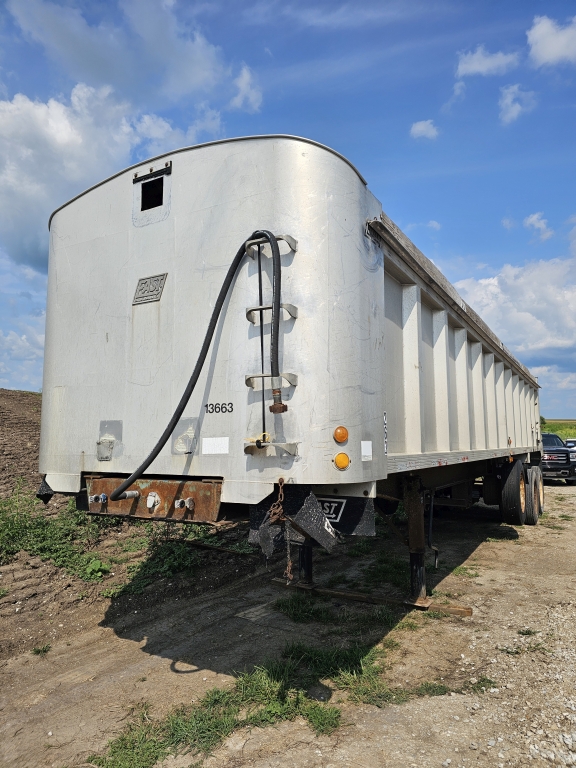 1992 East Dump Trailer