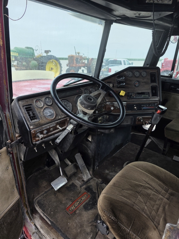 Freightliner 3406E