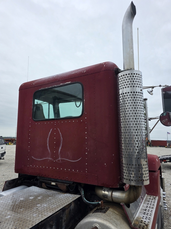 Freightliner 3406E