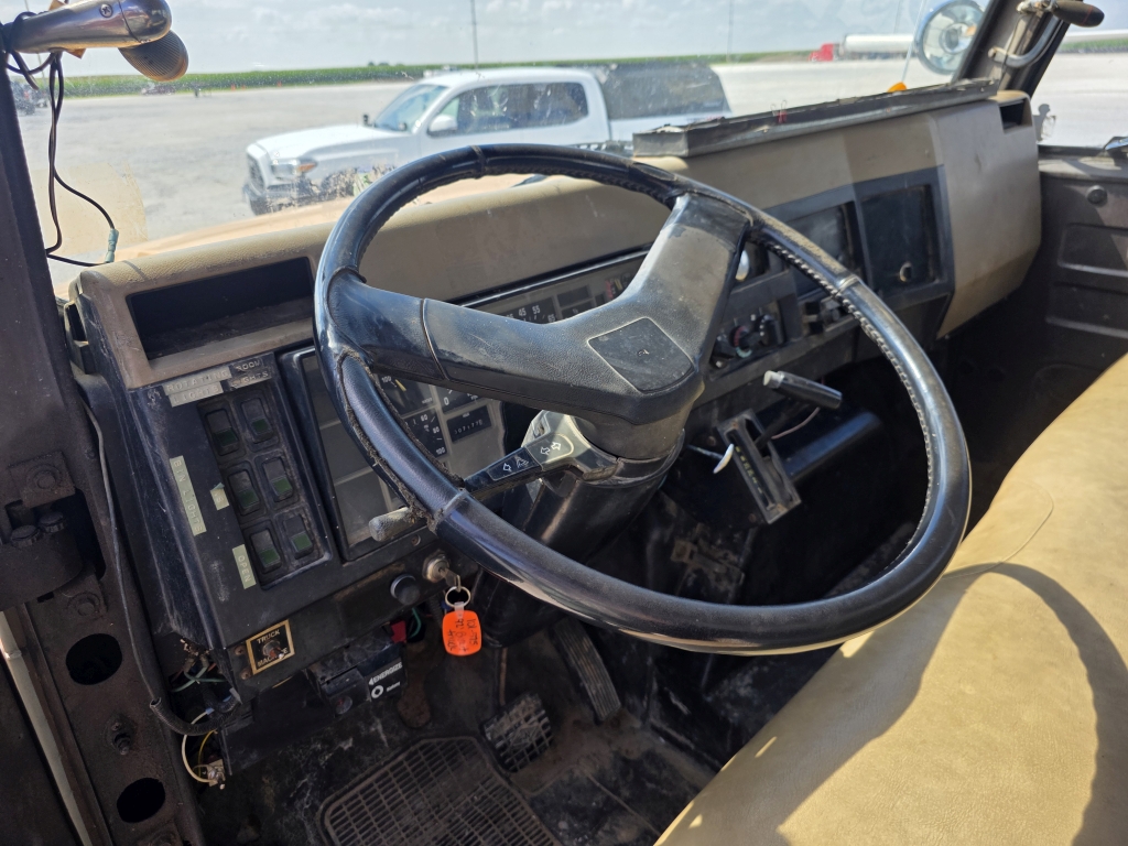 1992 International 4900