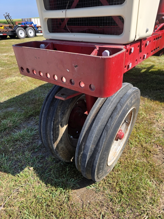 Farmall 560