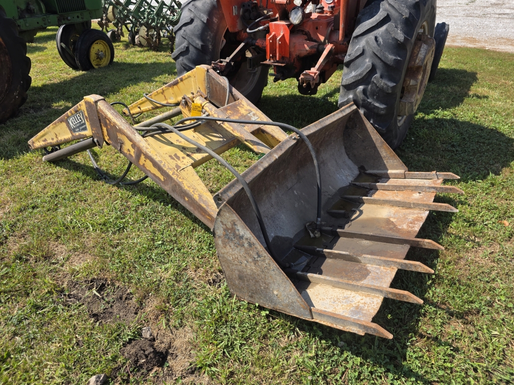 Allis Chalmers D17