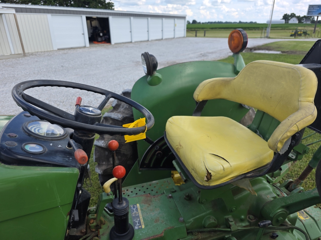 John Deere 2460