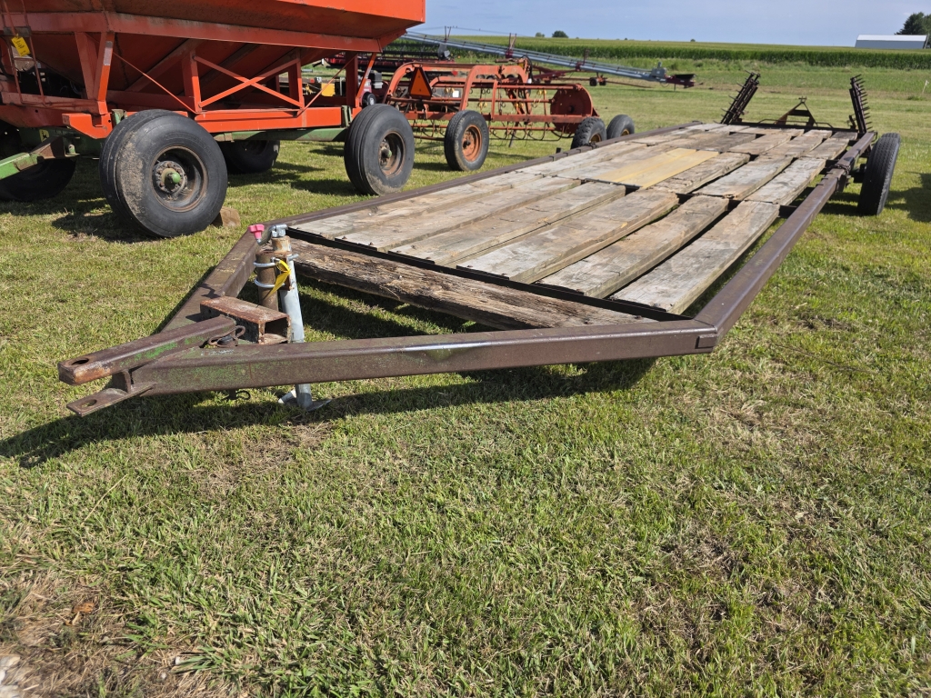 John Deere Donahue Trailer
