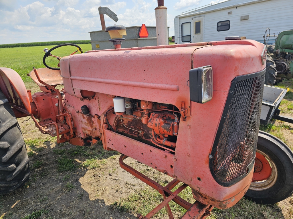 Allis Chalmers D17