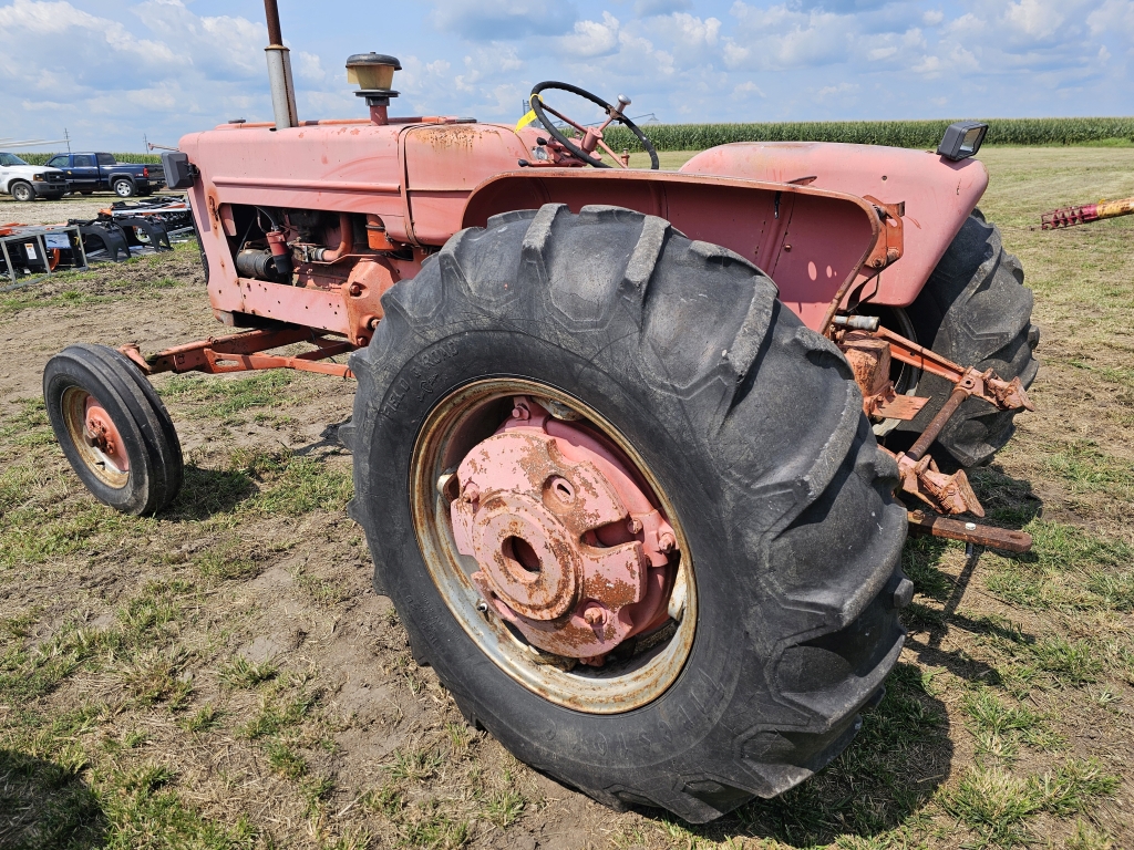 Allis Chalmers D17