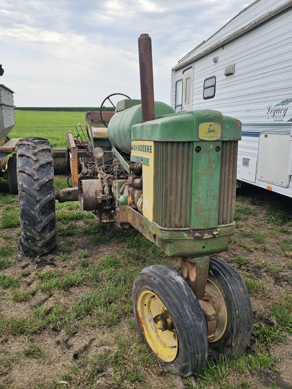 John Deere 620