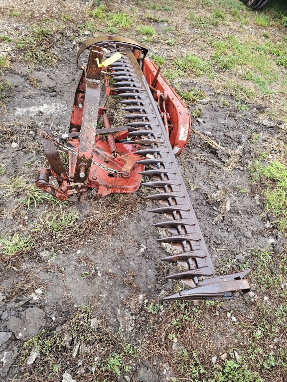 International Harvester 1300