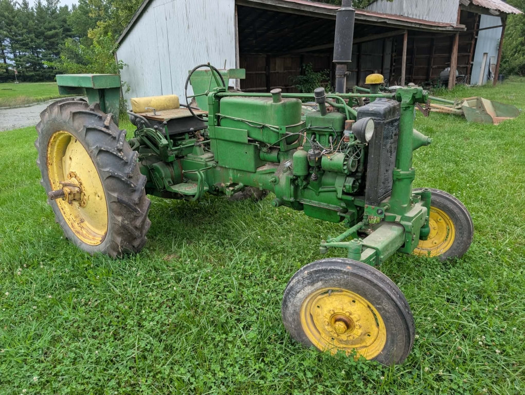 John Deere 420 Project Tractor