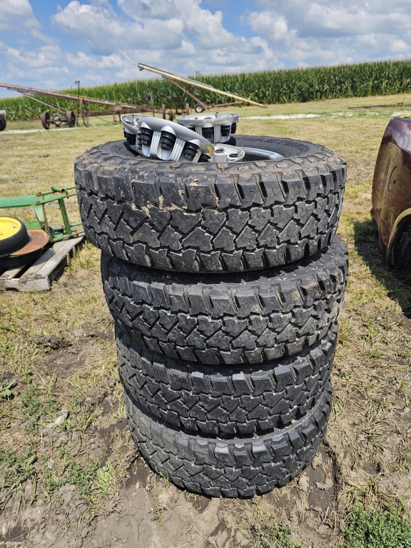 John Deere 7000