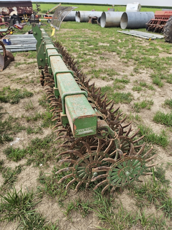 John Deere 400