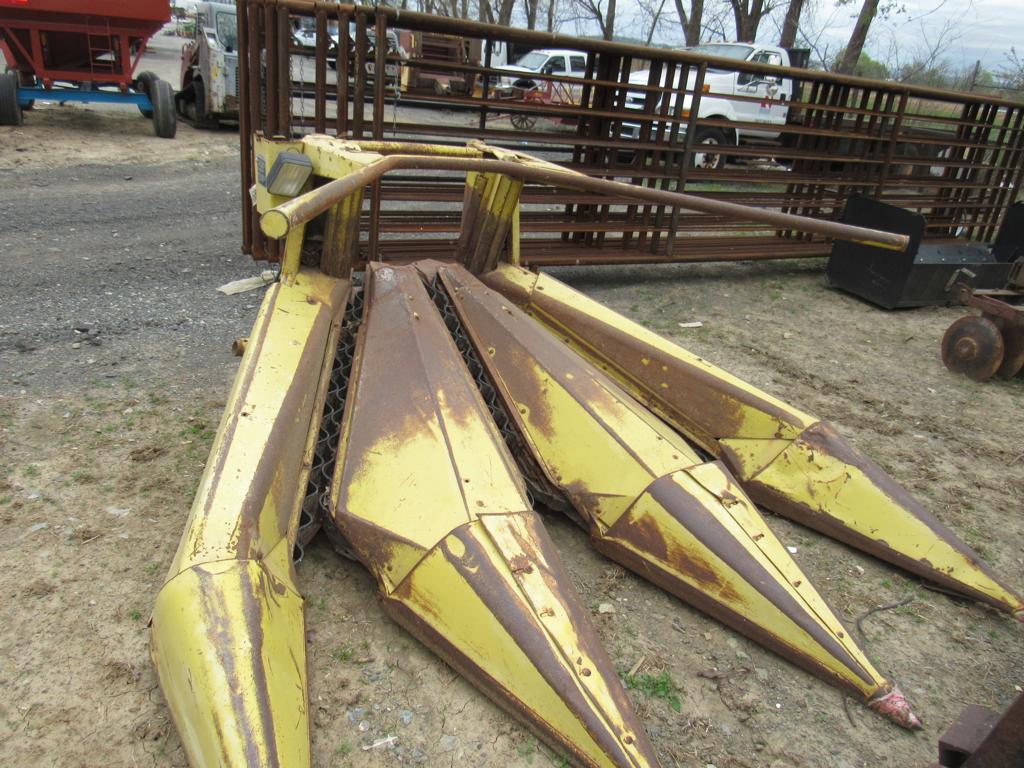 Photo of a 2022 New Holland 853