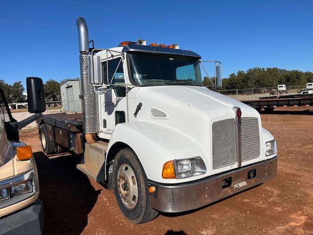 Photo of a  Kenworth T300