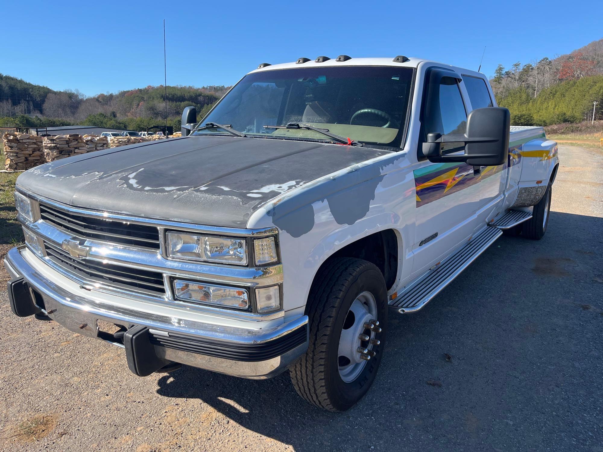 Photo of a 1995 Chevrolet C3500