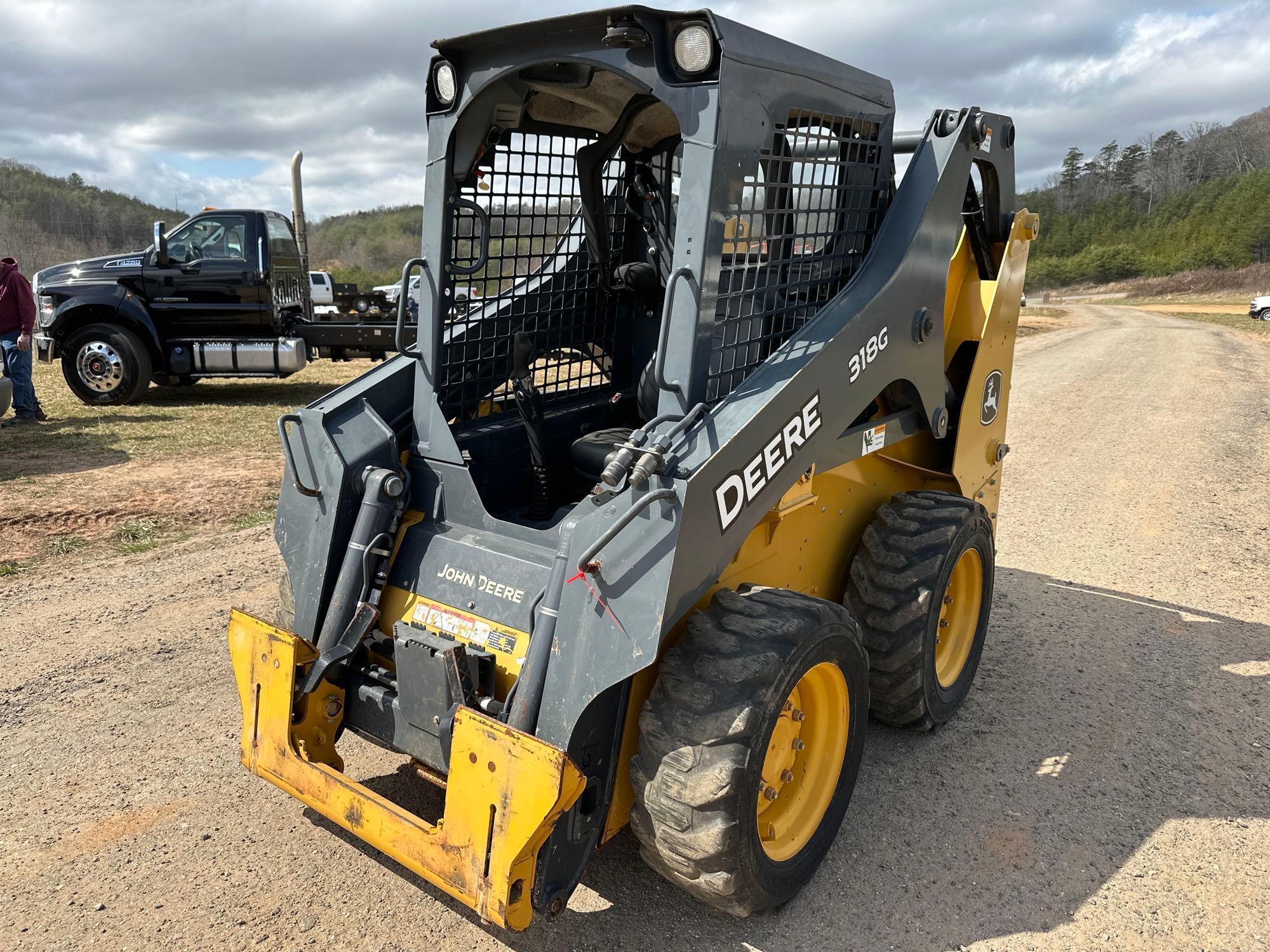 2016 John Deere 318G Skid Steer Loader